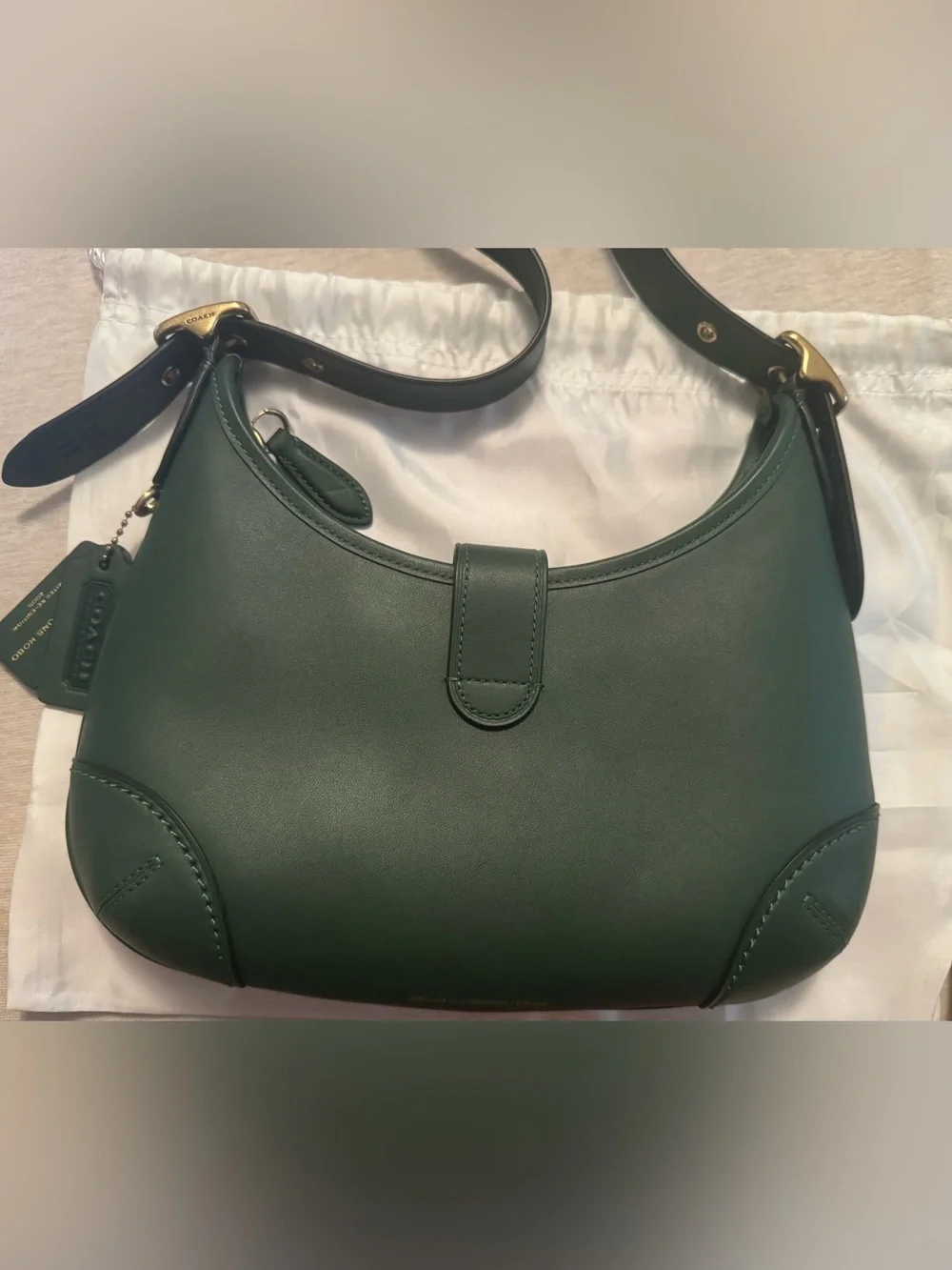 Coach Hampton’s Hobo Green Women’s Shoulder Bag with Gold Hardware